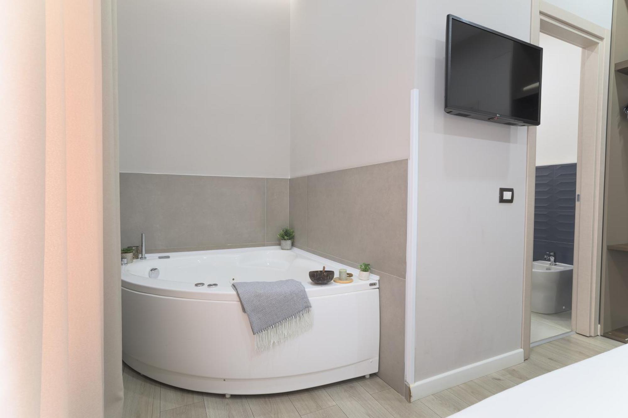 B&B Les Lumières Salerno Esterno foto