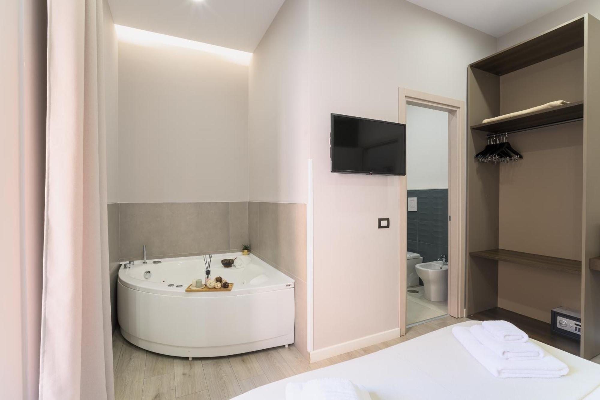 B&B Les Lumières Salerno Esterno foto